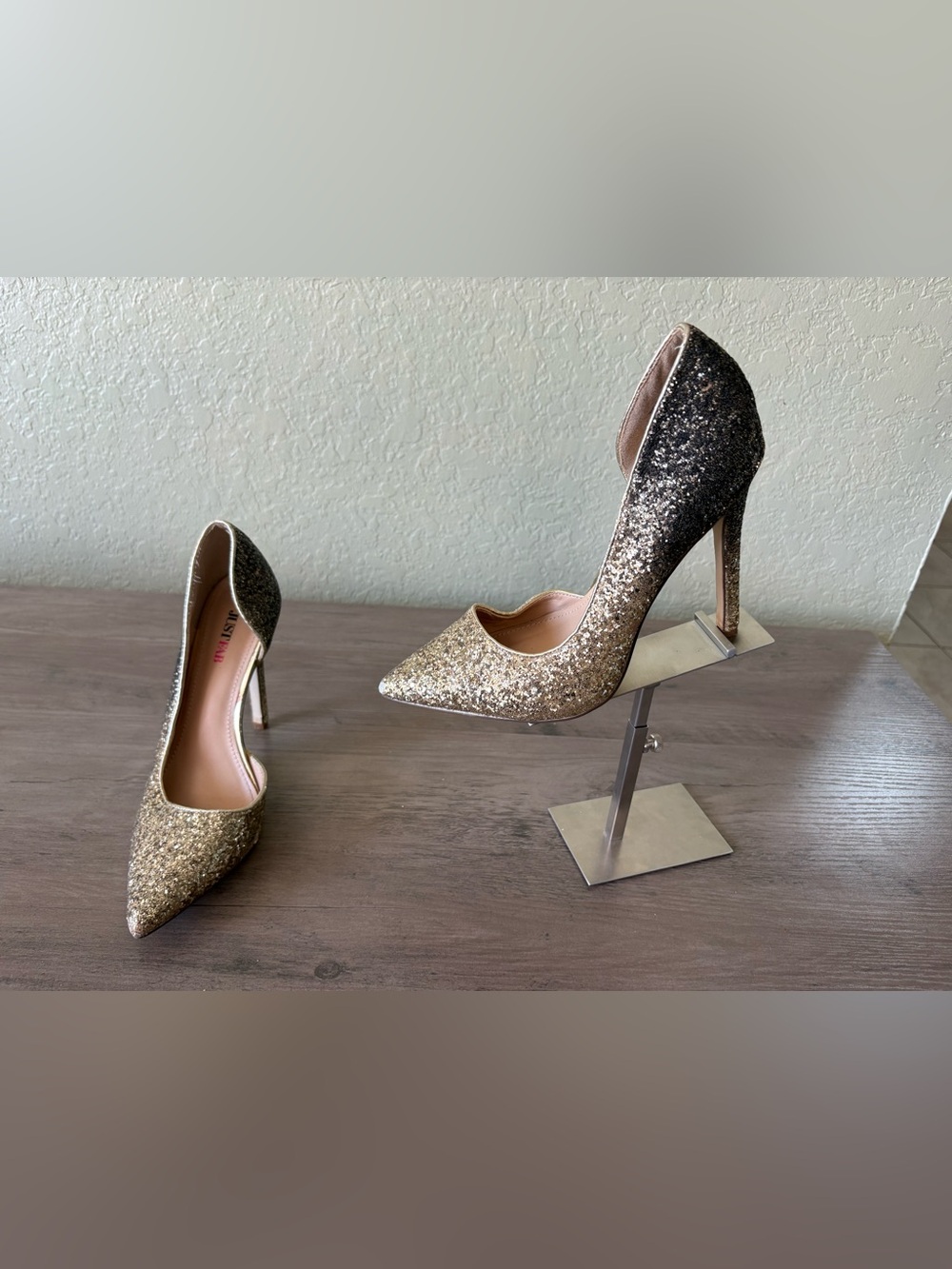 JustFab Gold Glitter Pointed Toe Stiletto Heels Pumps